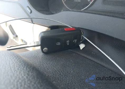 2013 Volkswagen Jetta 2.5L Se from USA, damaged, VIN 3VWDX7AJ0DM410293